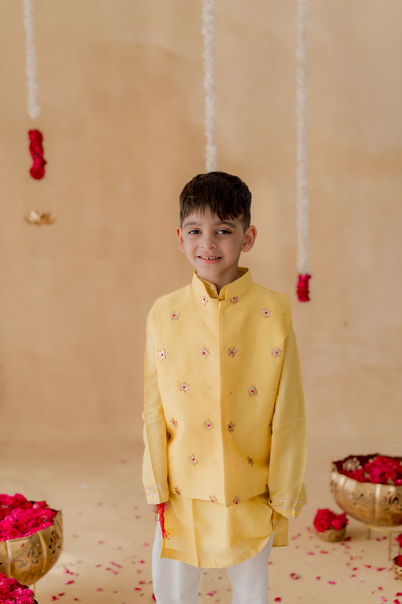 YELLOW STARBURST JACKET SET