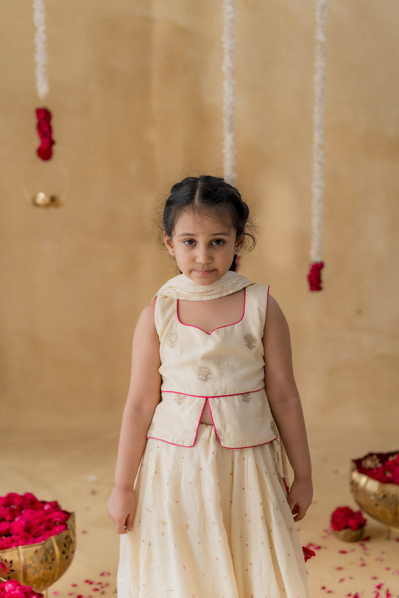 GULNOOR LEHENGA SET