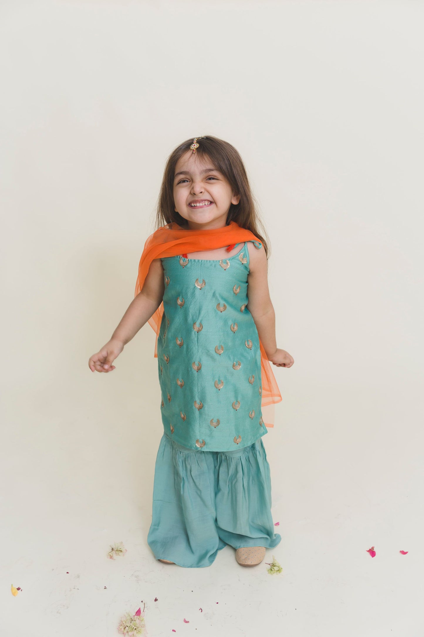 GIRLS FESTIVE CHANDERI KURTA AND SHARARA SET