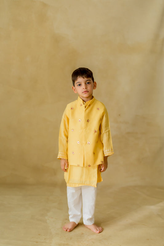 YELLOW STARBURST  JACKET SET