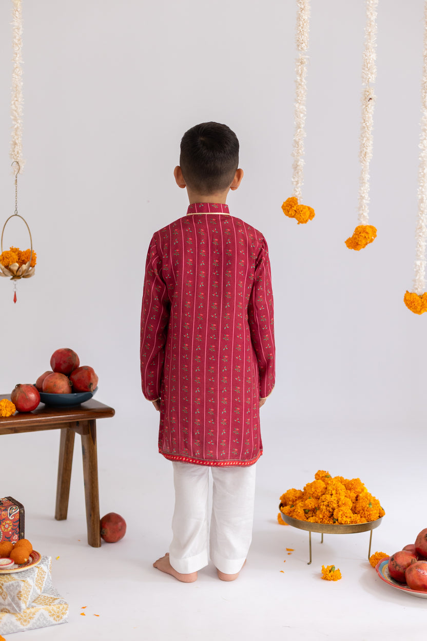 MAROON STRIPES PRINTED KURTA