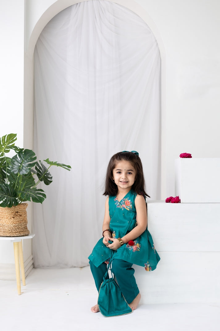 ANGRAKHA KURTA SET